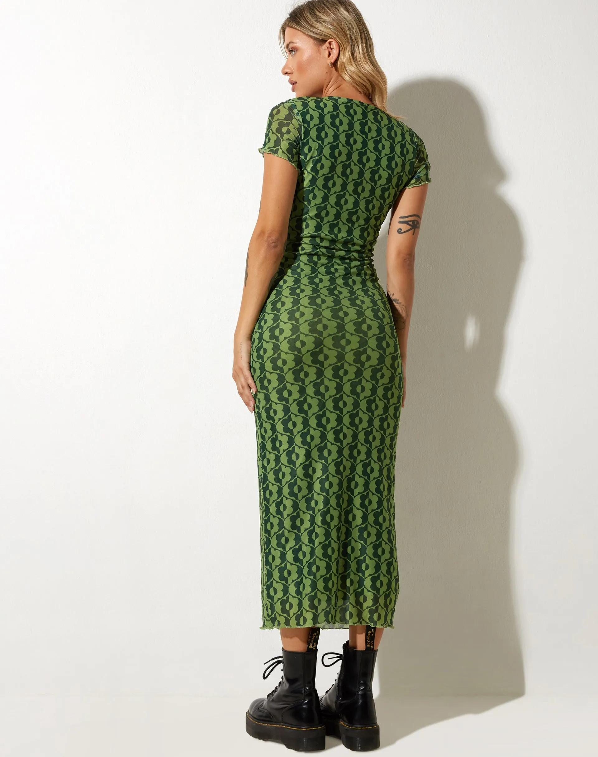 Happyella Midi Dress in Wavy Daisy Green